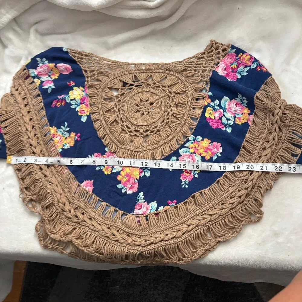 Boho Chic Crochet & Floral Knit Top With Raglan Sleeves Size Small